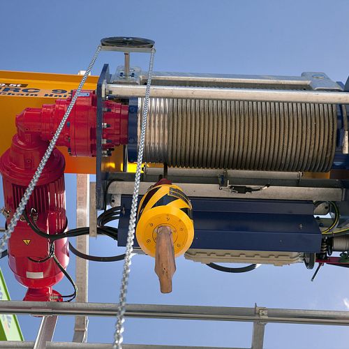 Ex LNG Jib Cranes Iran Image 06.jpg