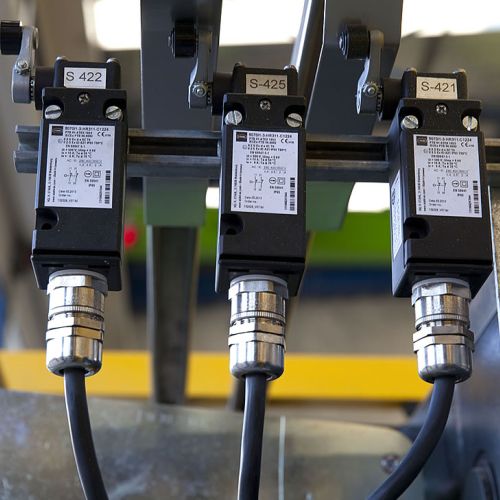 Ichthys Offshore FSPO Cranes Project Image 20.jpg